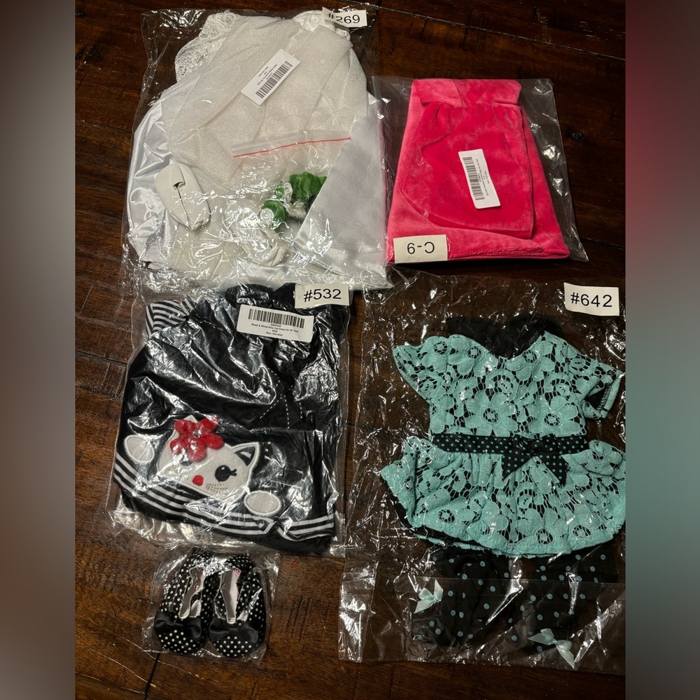 Lot of 5 new 18-inch doll items